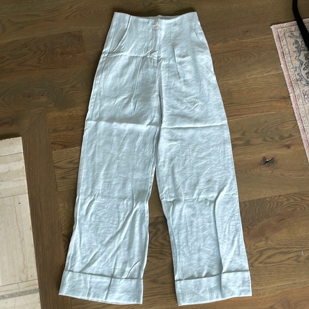 Wide leg pants